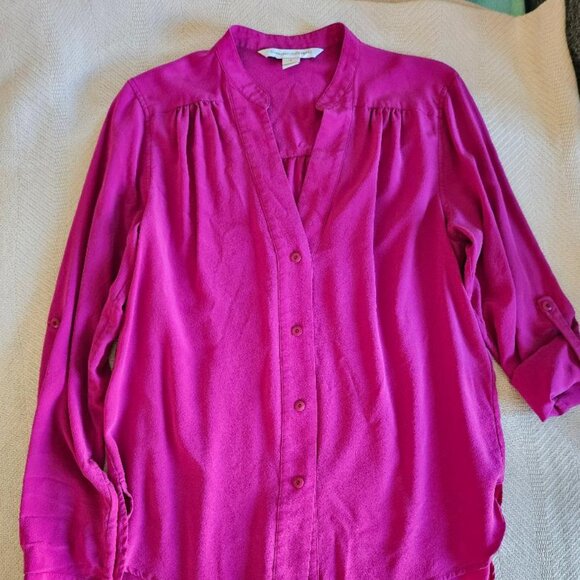 Diane Von Furstenberg Magenta 100% Silk Button Down Shirt Size 8 - Picture 1 of 6